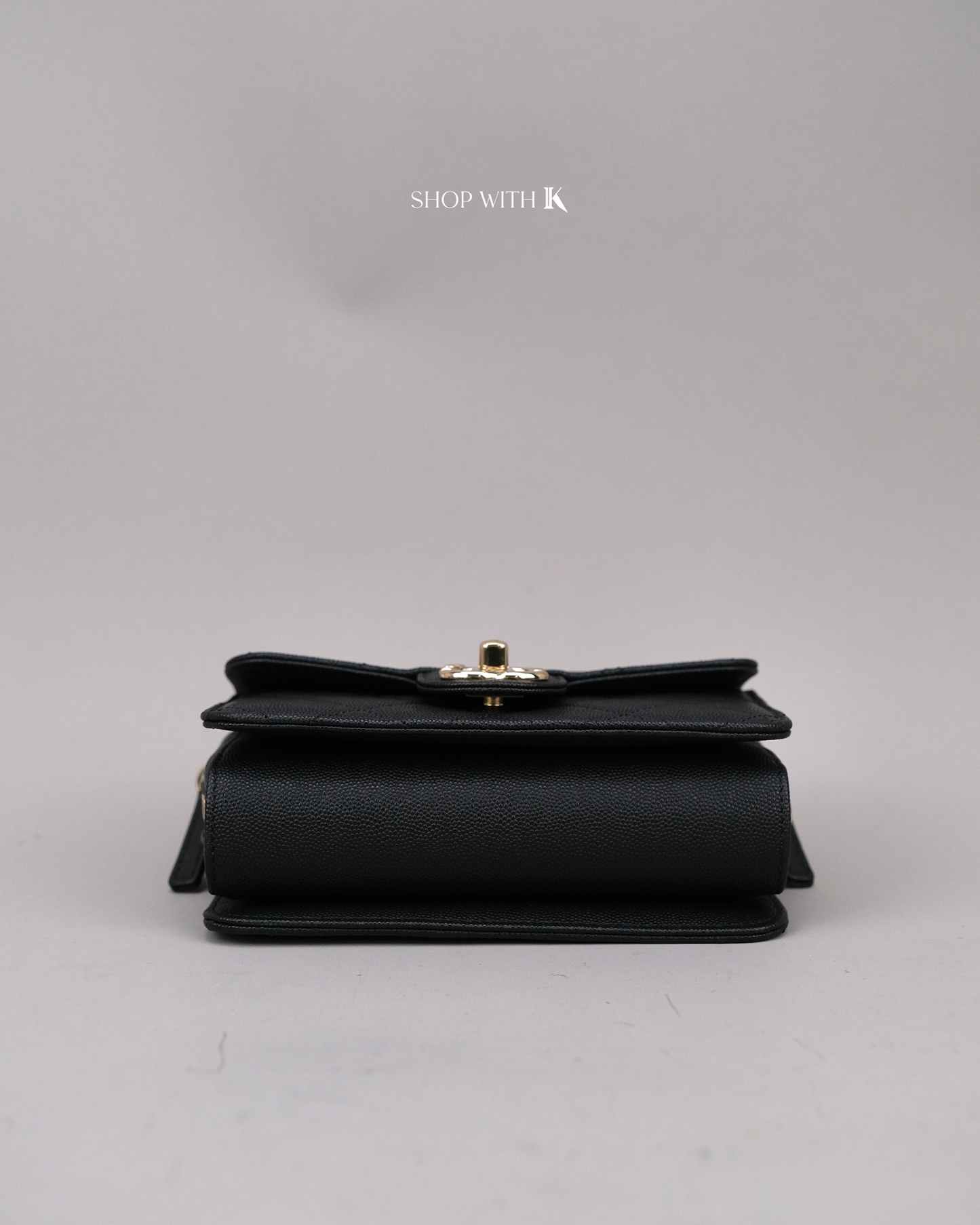 Chanel 22C Like a Wallet Flap Black GHW