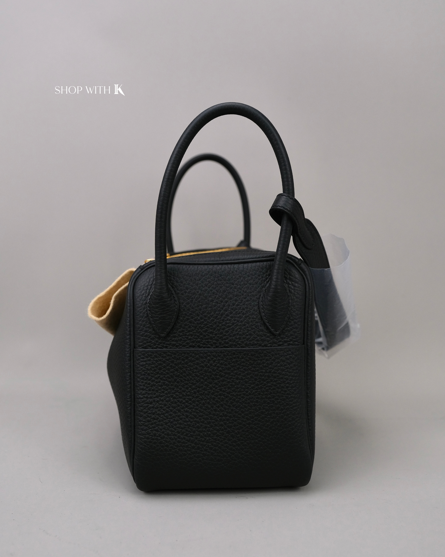 Hermes Lindy 26 Noir GHW