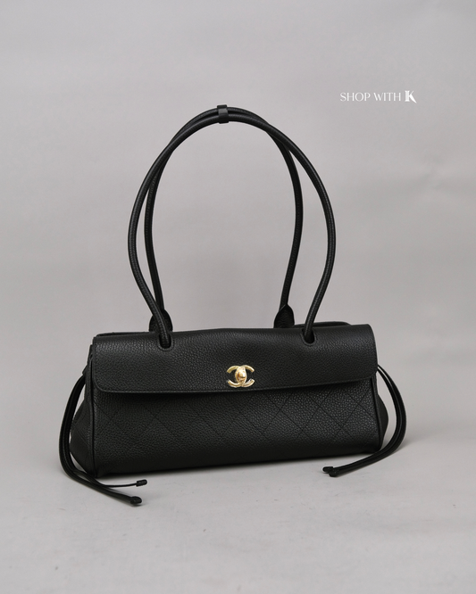 Chanel Eastwest Tote Small Black