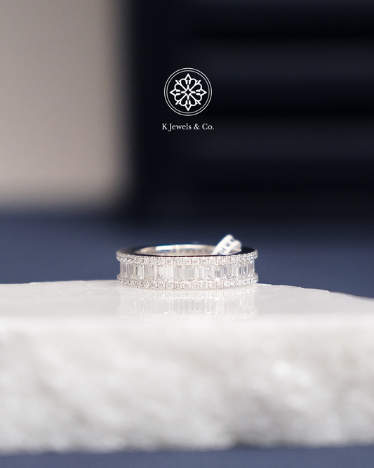 Baguette and Round Diamond Ring