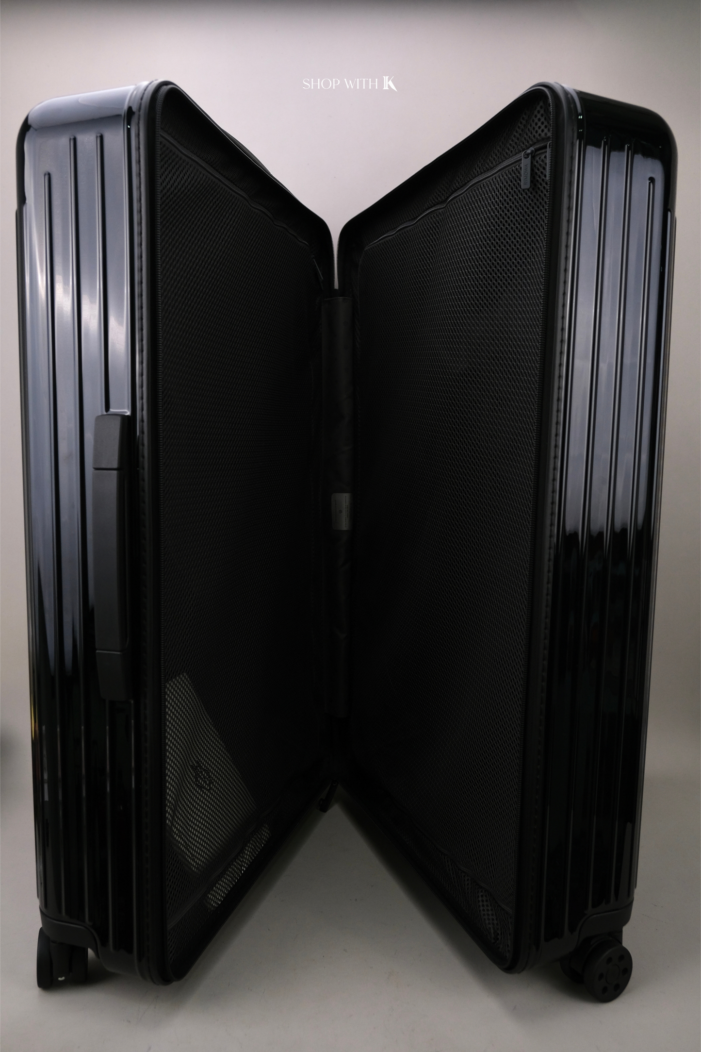 Rimowa Check-in Large Gloss Black