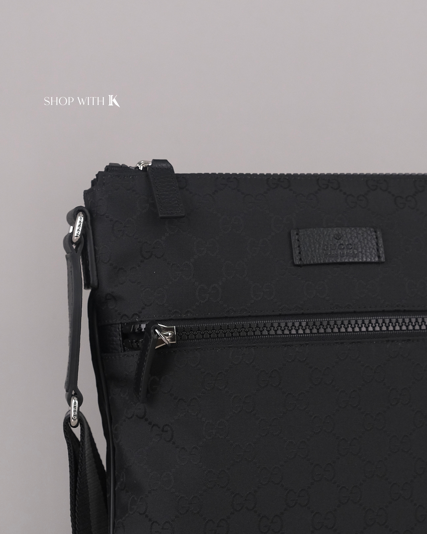 Gucci GG Canvas Nylon Mens Messenger Black