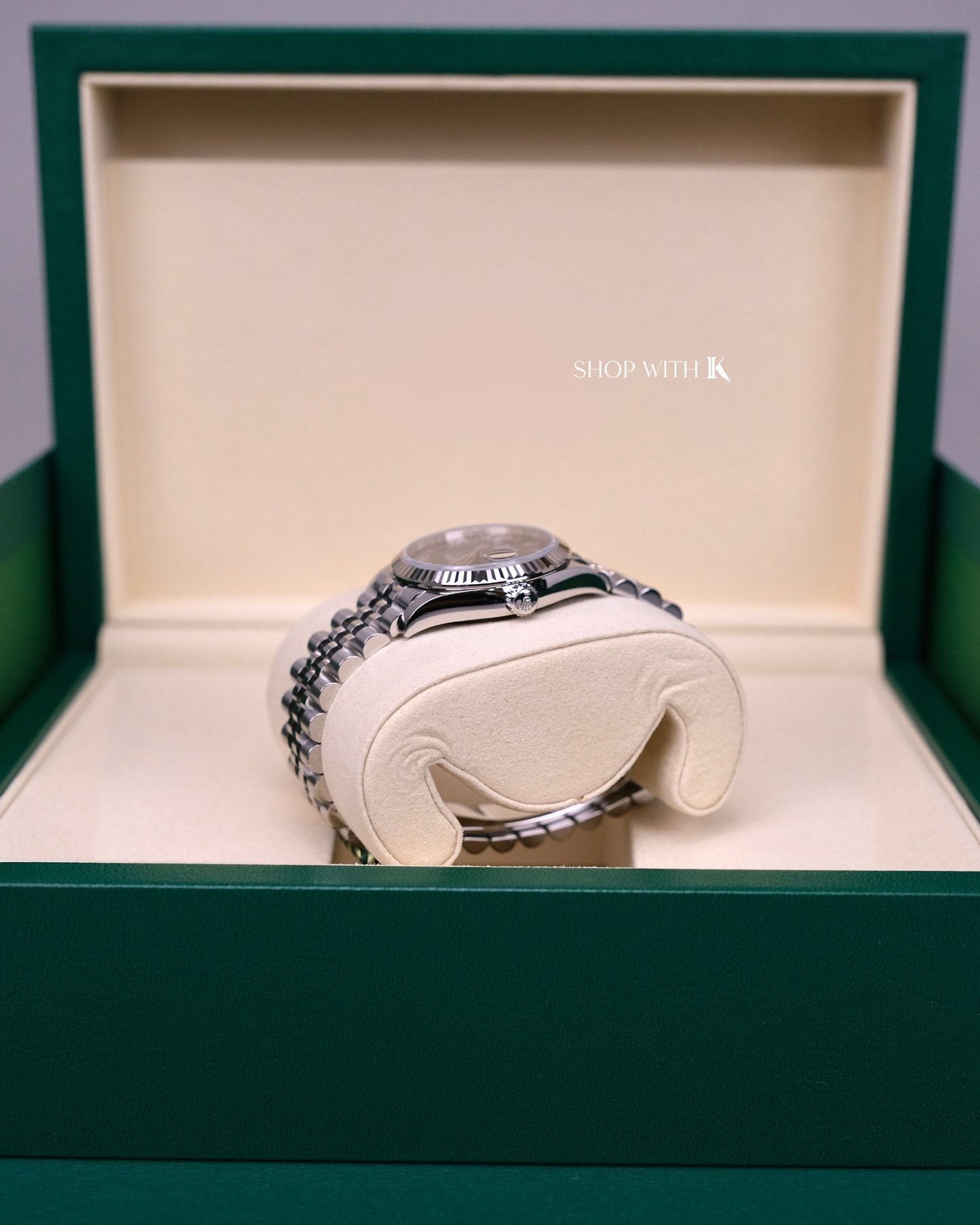 Rolex Datejust Black Roman Dial - 31mm
