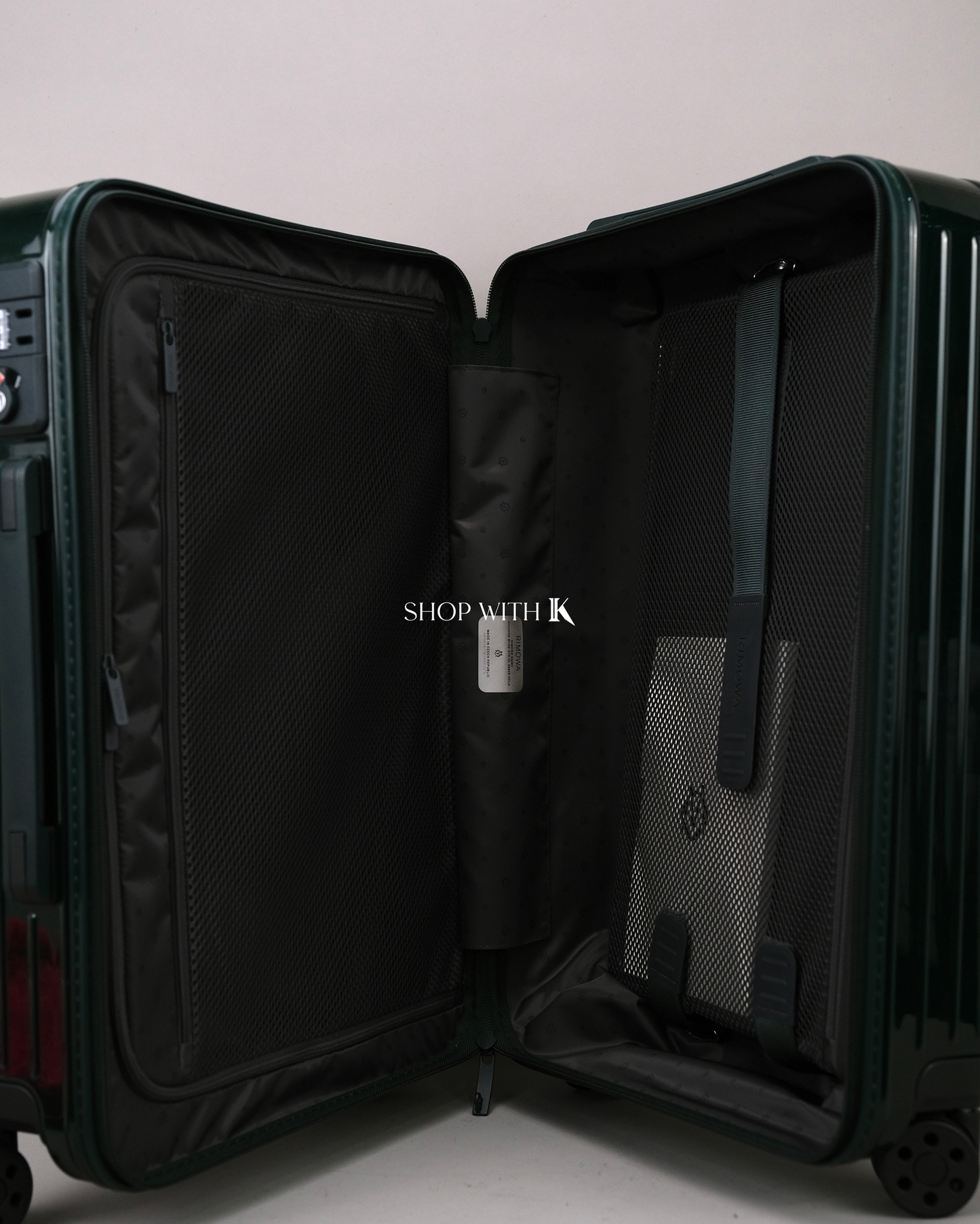 Rimowa Essential Cabin Gloss Green