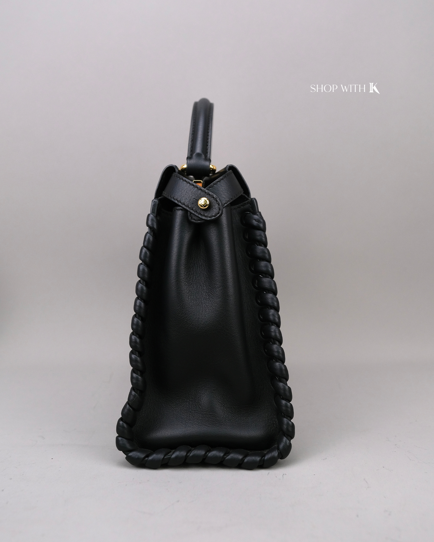 Fendi Peekaboo Medium Leather Black