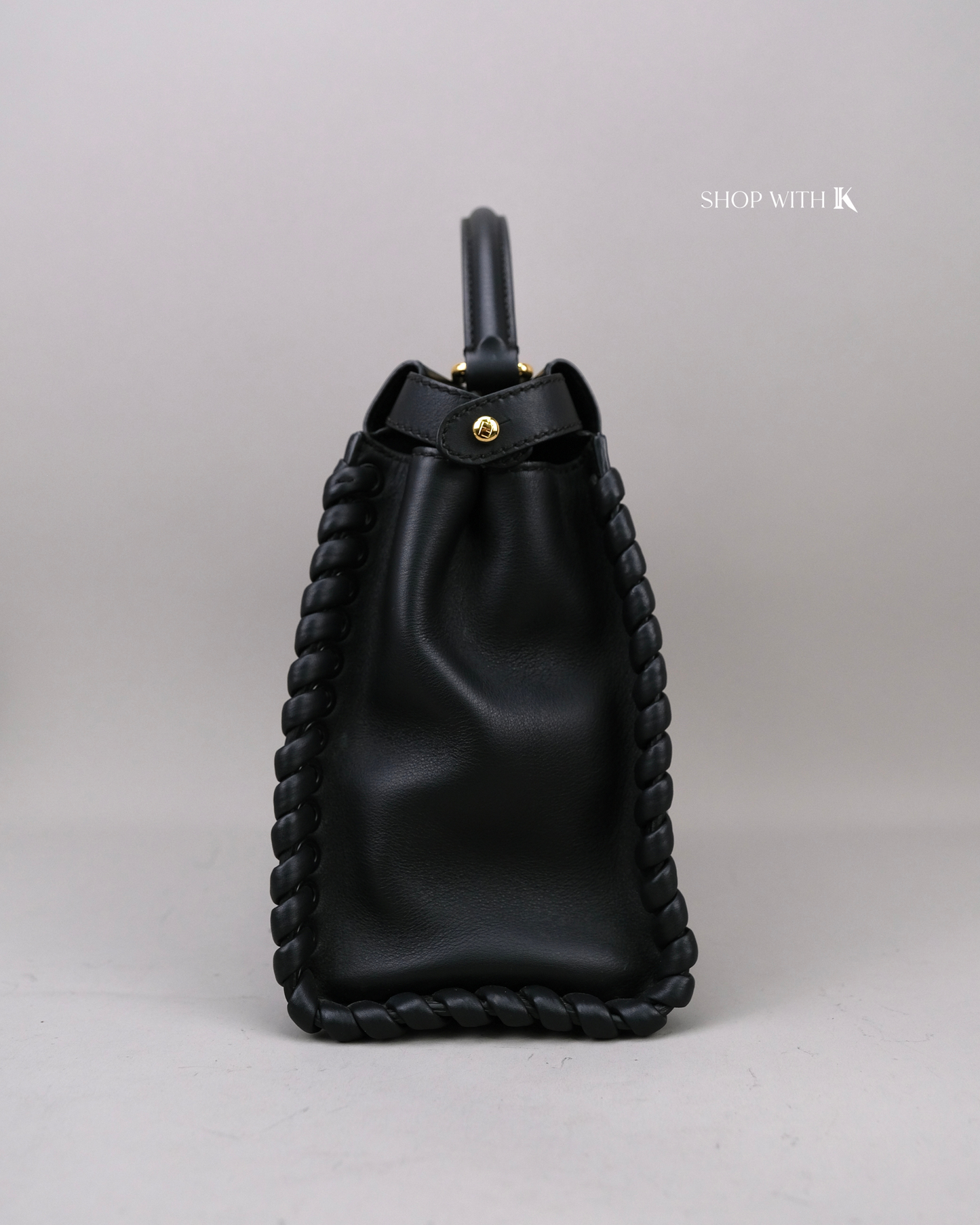 Fendi Peekaboo Medium Leather Black