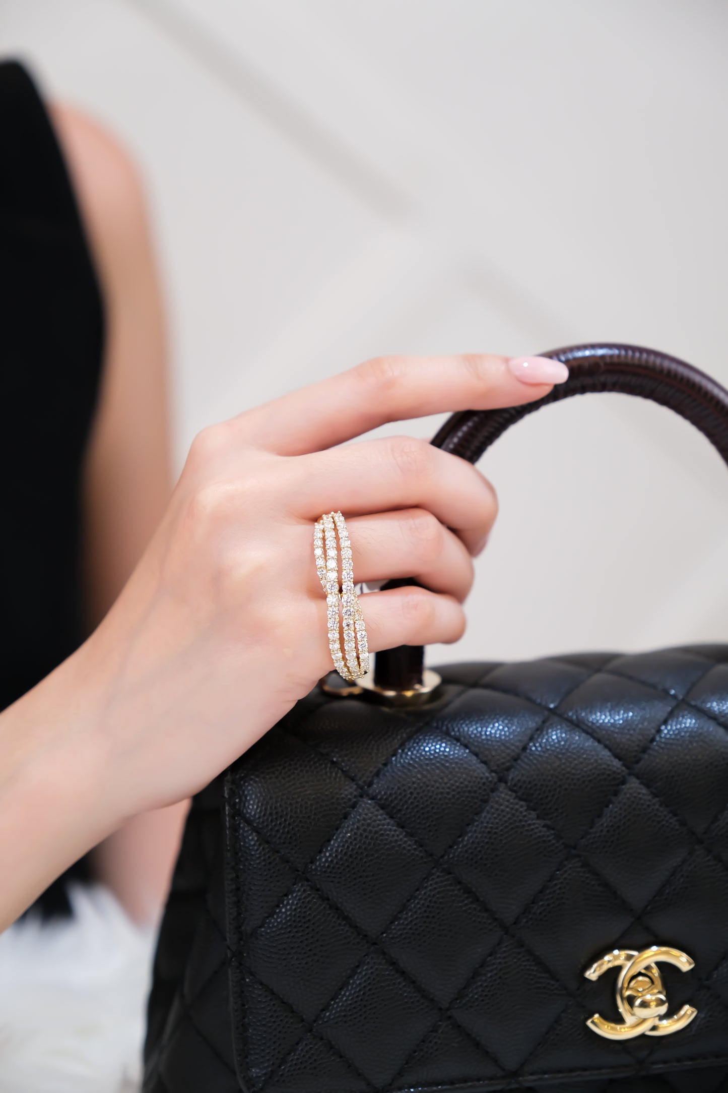 Double Finger Diamond Ring