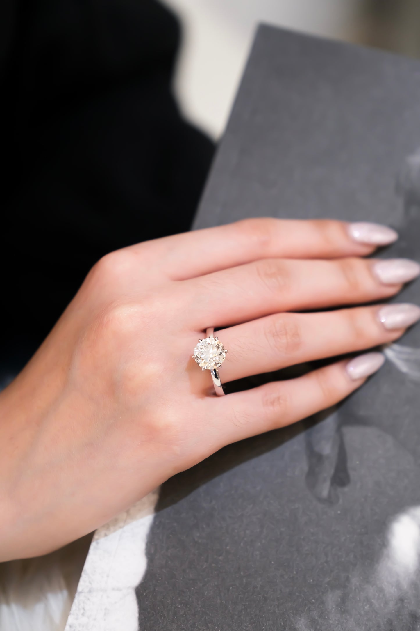 2ct Round Diamond Ring