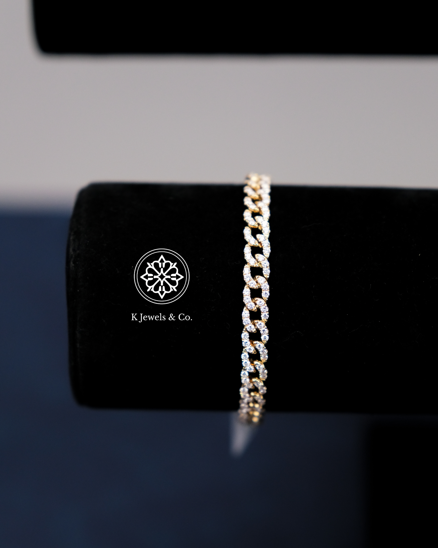 Diamond Chain Bracelet in Yellow Gold