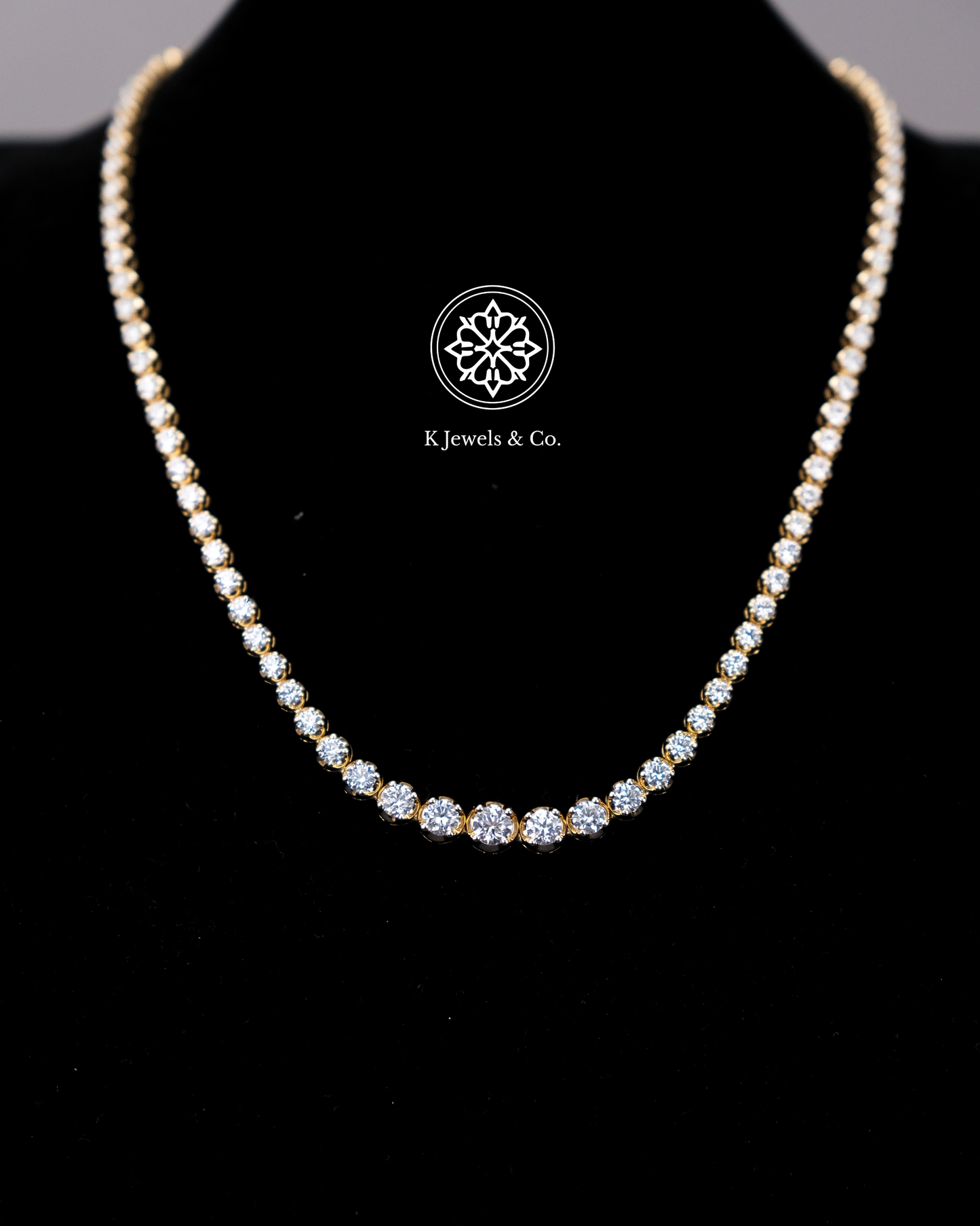Graduated Diamond Tennis Necklace