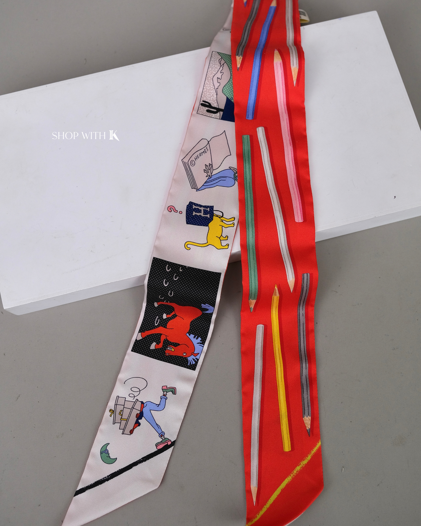 Hermes Twilly A Vus Crayons Et Carre Libre