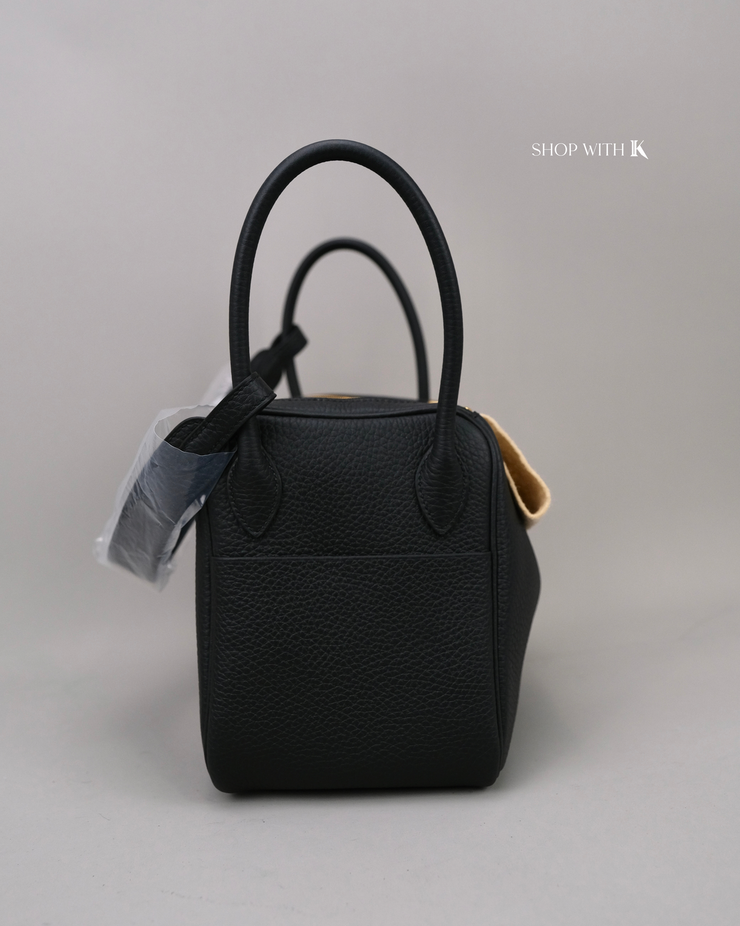 Hermes Lindy 26 Noir GHW