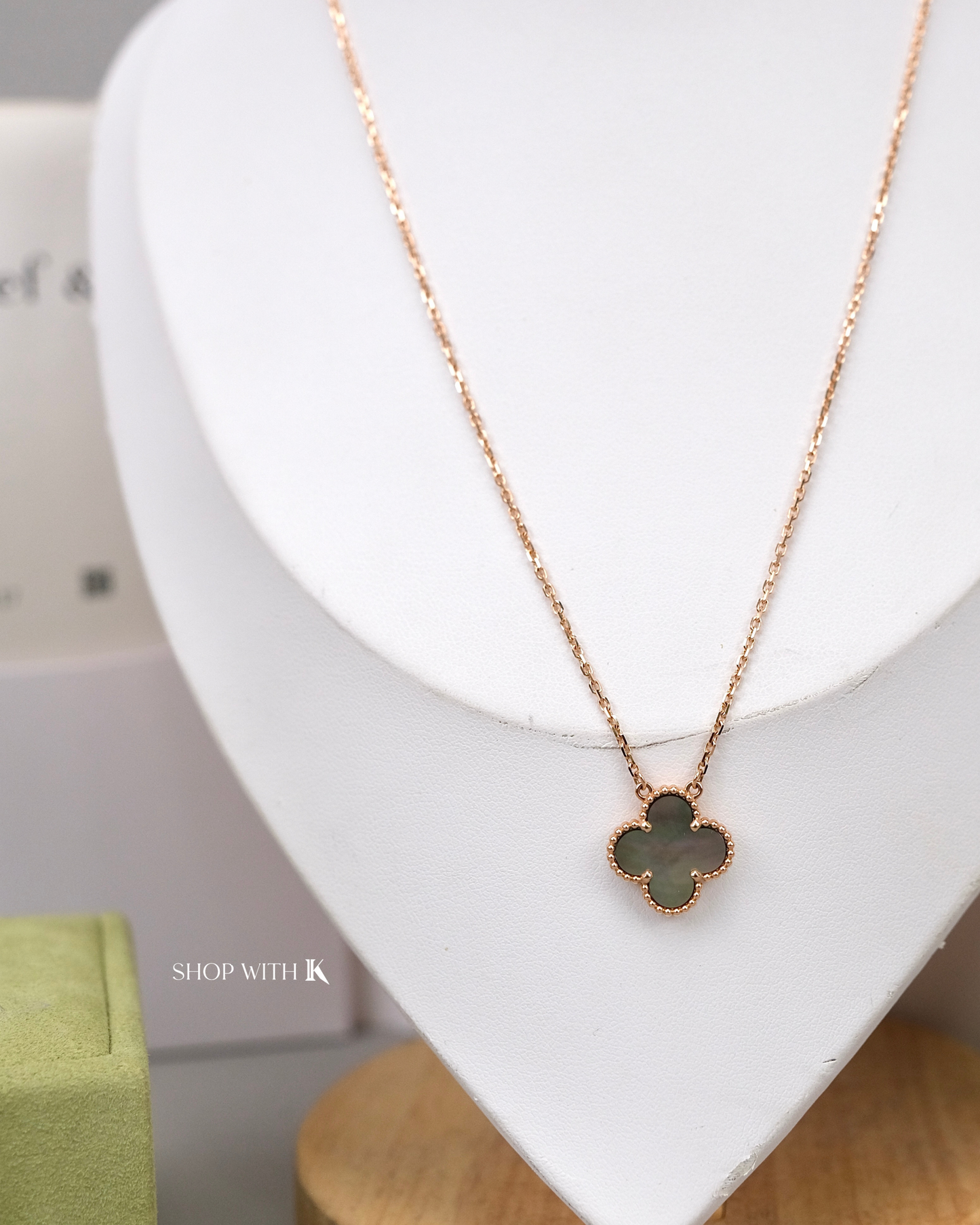 VCA Vintage Alhambra Grey Mother of Pearl