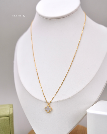 VCA Sweet Alhambra Mother of Pearl Necklace