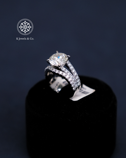 Round Diamond Ring w/ GIA