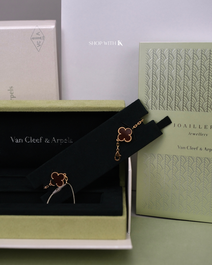 VCA Vintage Alhambra Carnelian Bracelet - 5 motifs