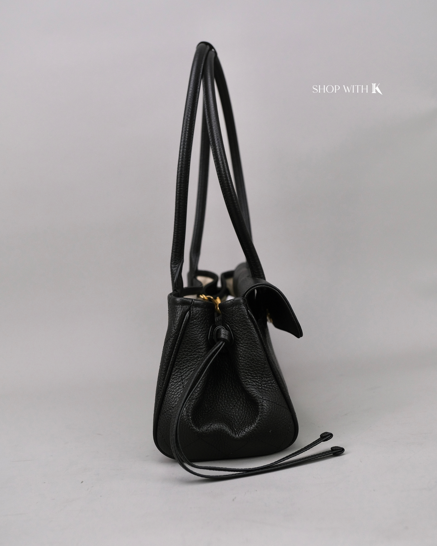Chanel Eastwest Tote Small Black