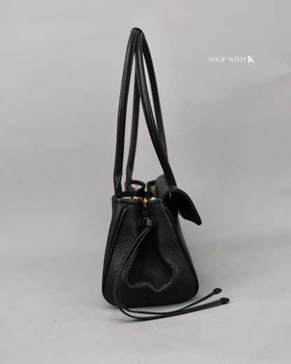 Chanel Eastwest Tote Small Black