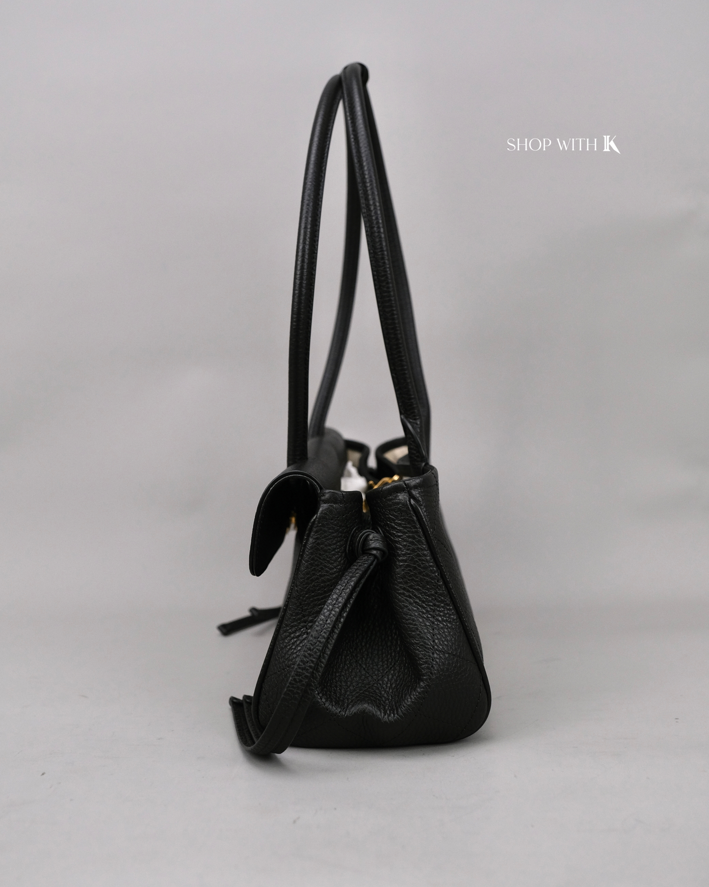 Chanel Eastwest Tote Small Black