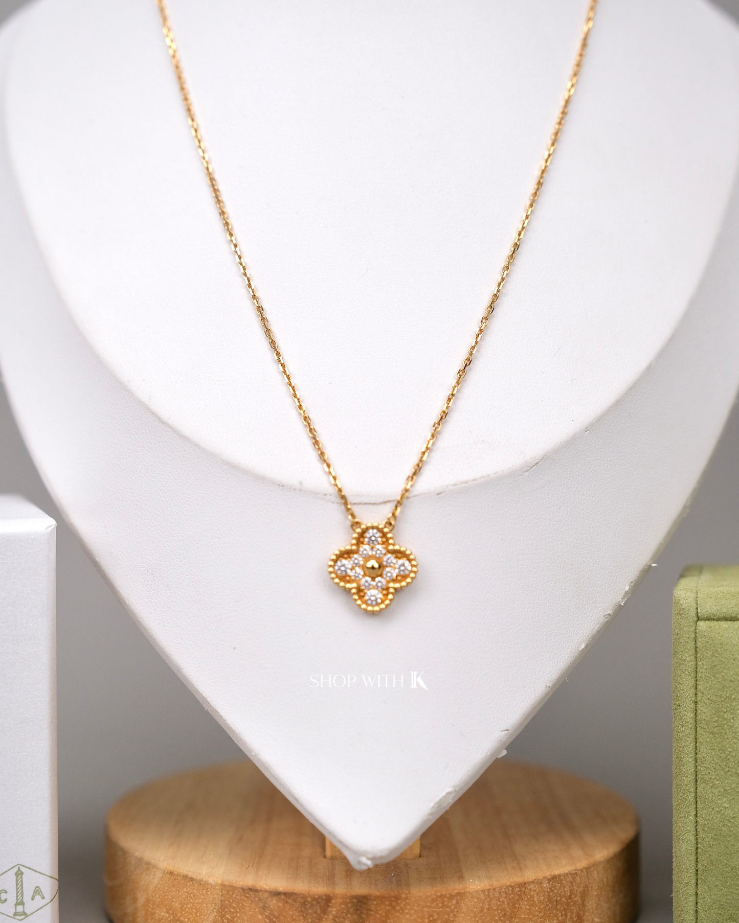 VCA Vintage Alhambra with Diamonds