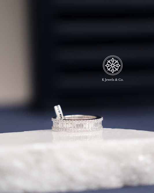 Baguette and Round Diamond Ring