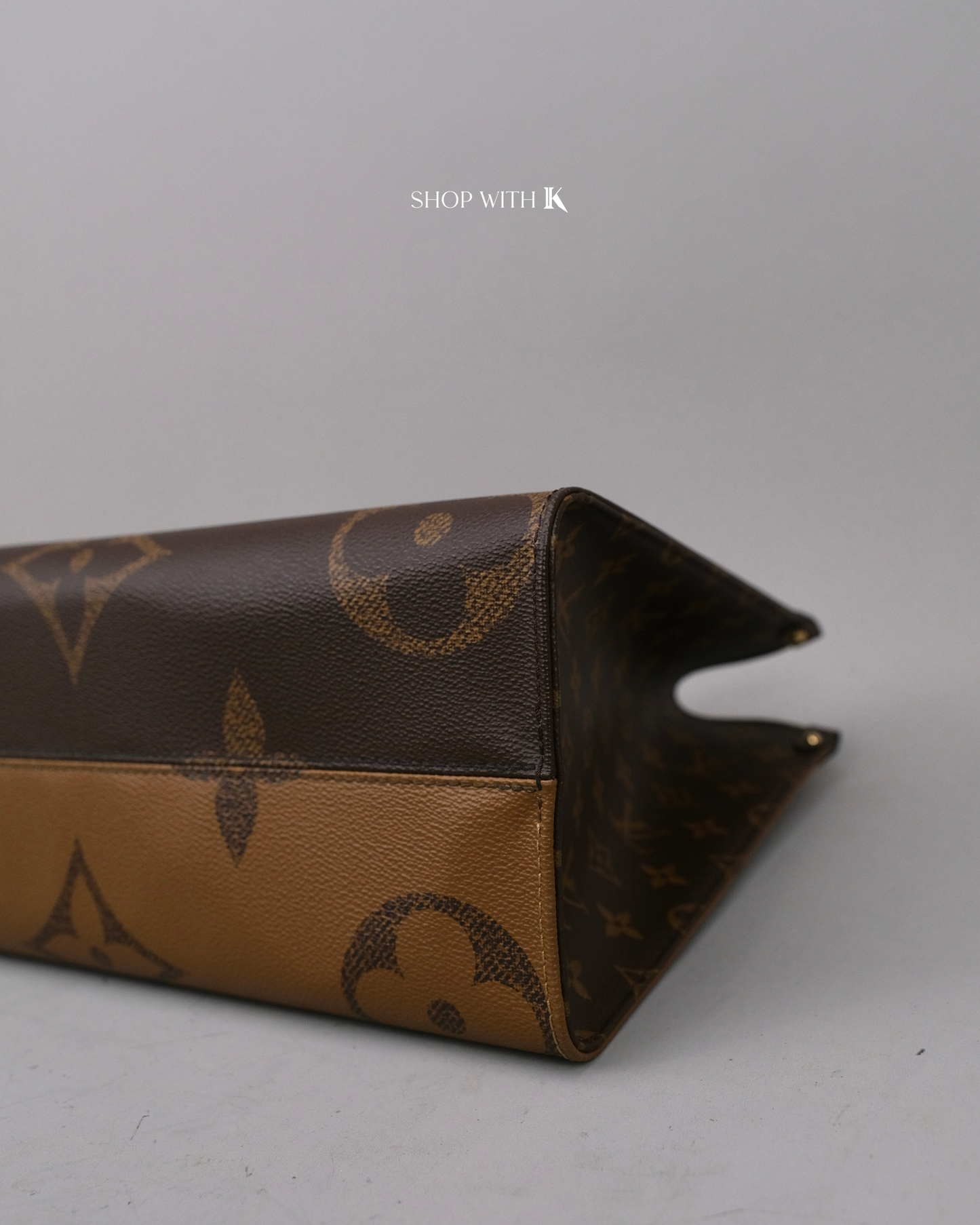 Louis Vuitton On the Go MM Tote Bag Reverse Monogram