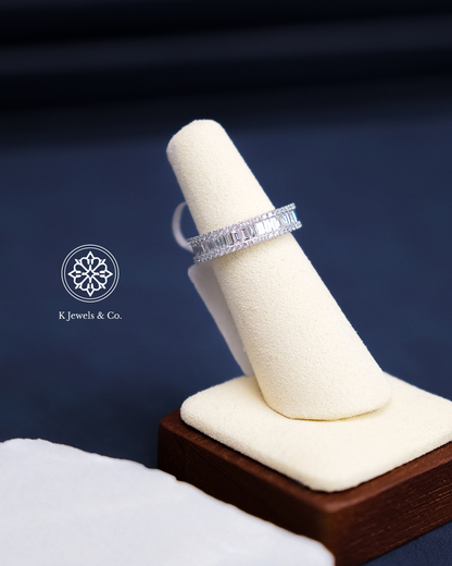 Baguette and Round Diamond Ring