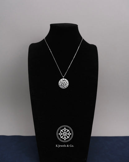 Round Diamond Pendant w/ Chain