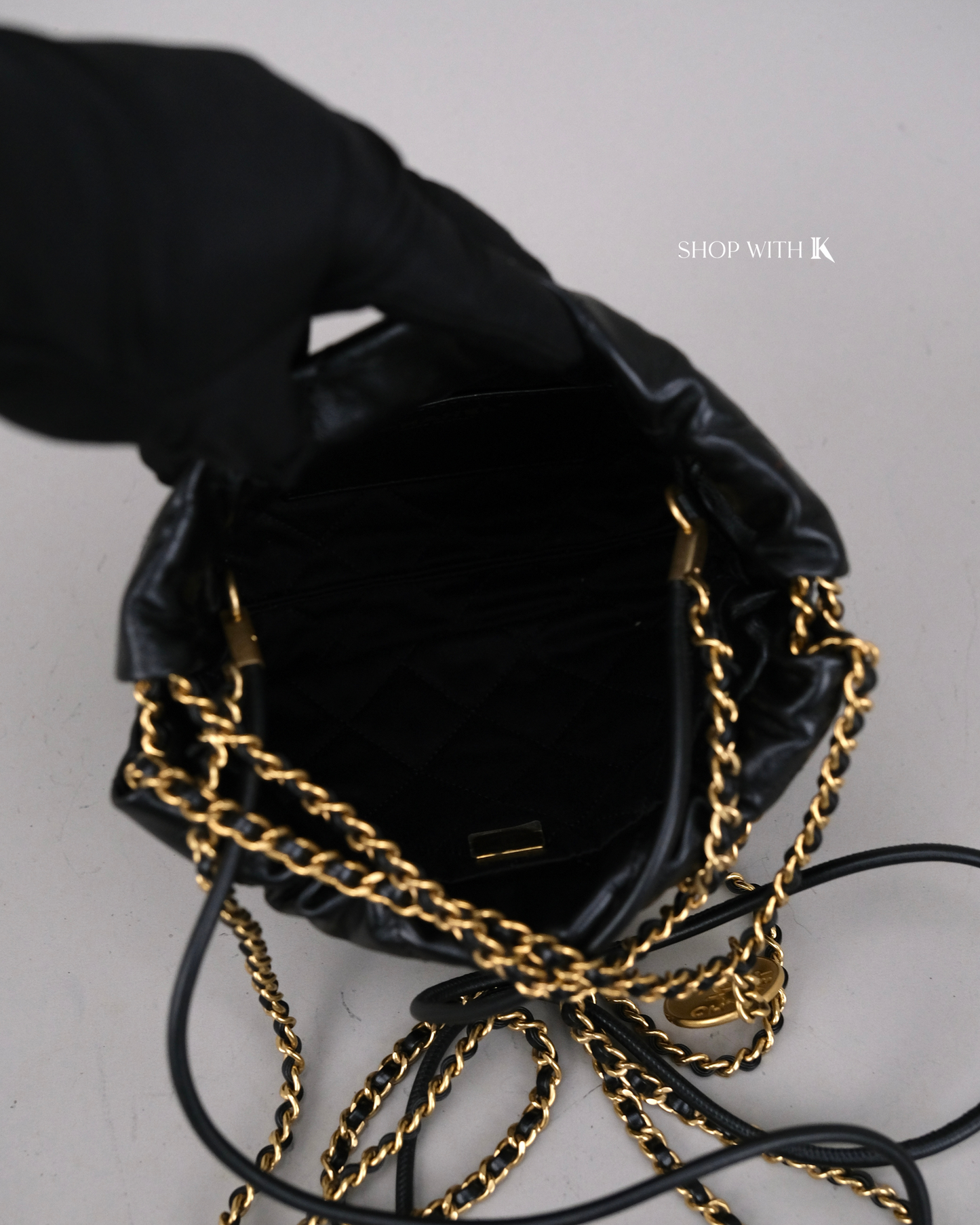 Chanel 22 Mini Black