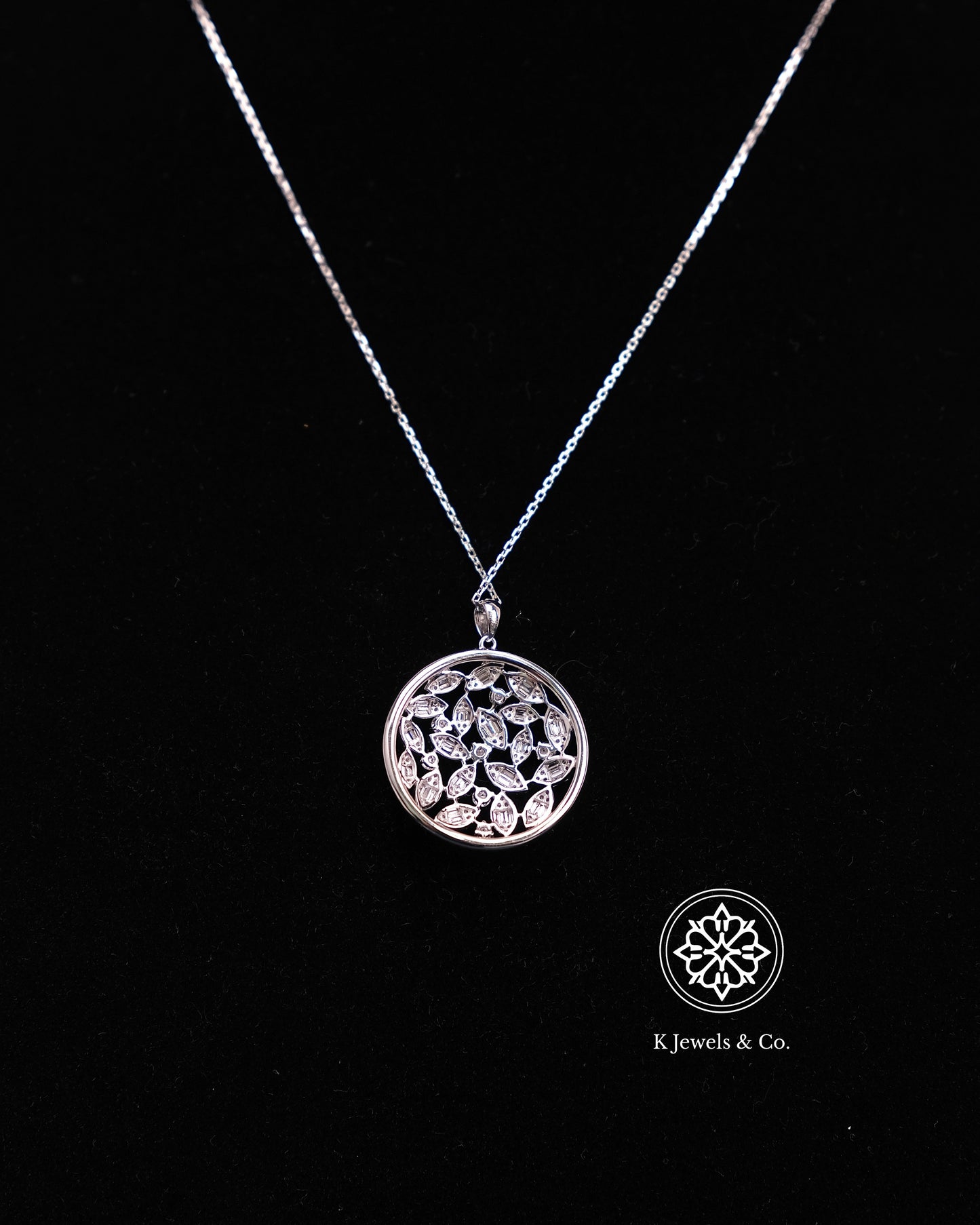 Round Diamond Pendant w/ Chain
