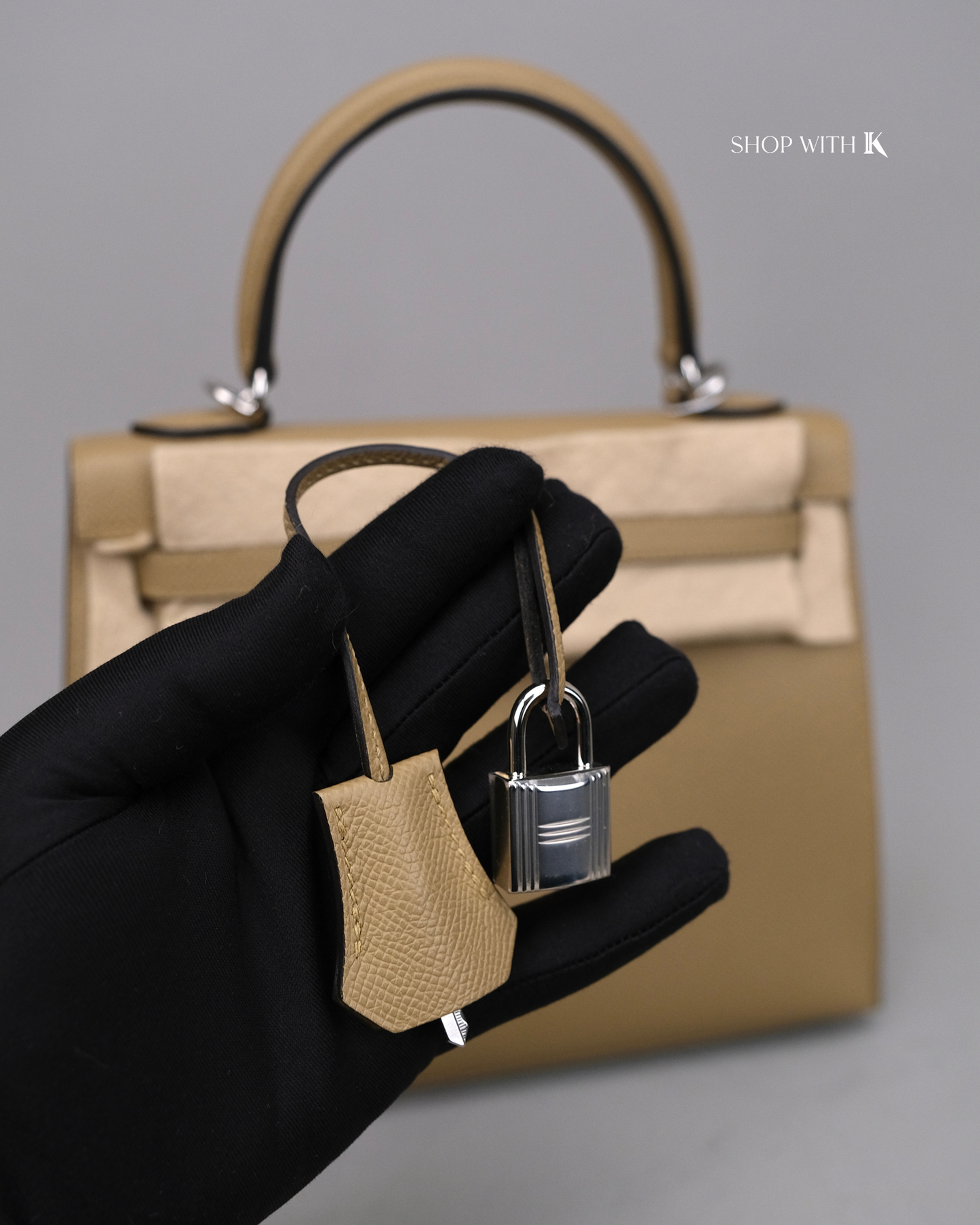 Hermes Kelly 25 Poussiere EHW