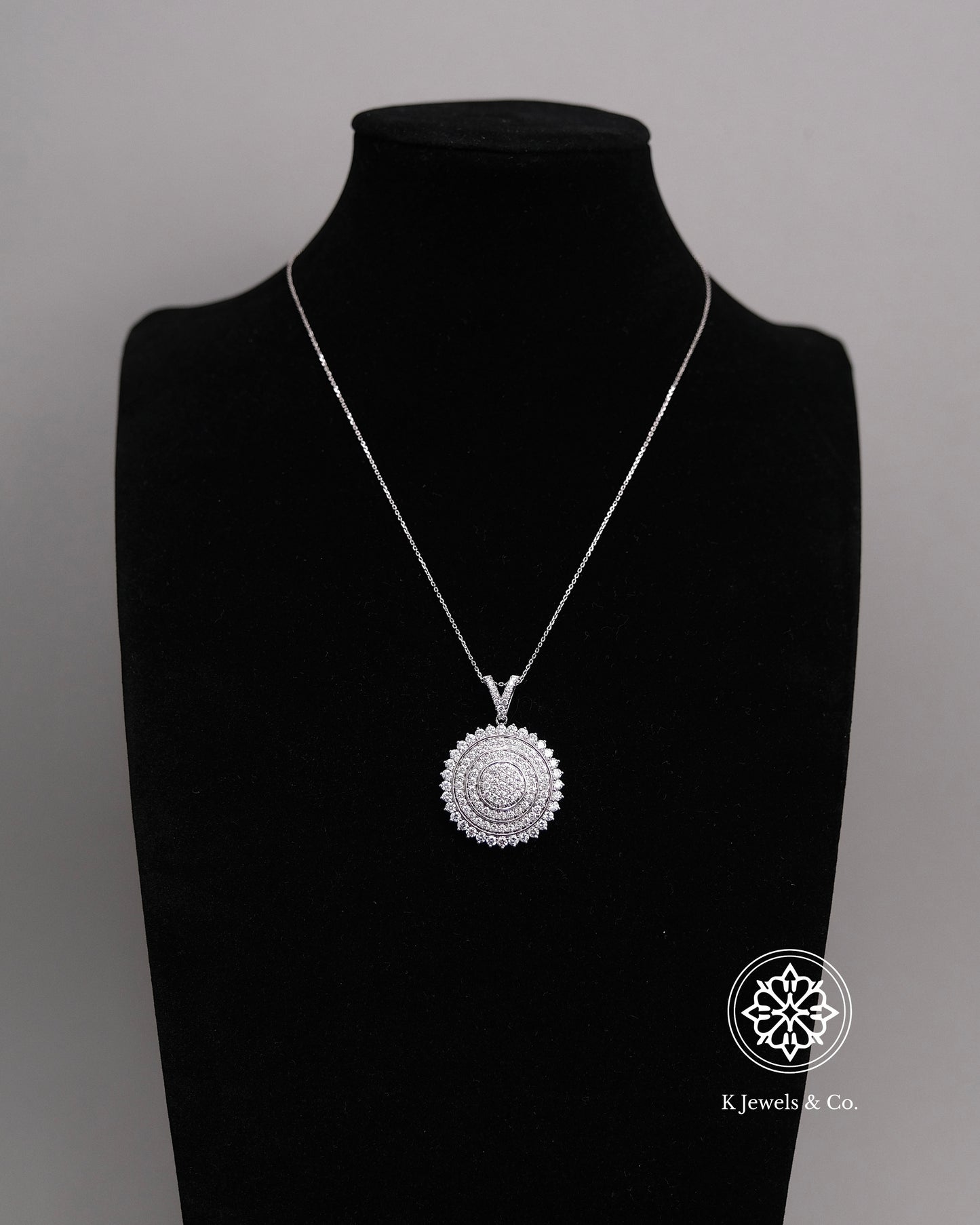 Round Diamond Pendant w/ Chain
