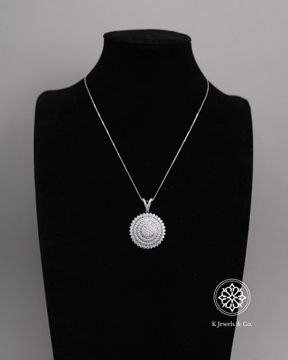 Round Diamond Pendant w/ Chain