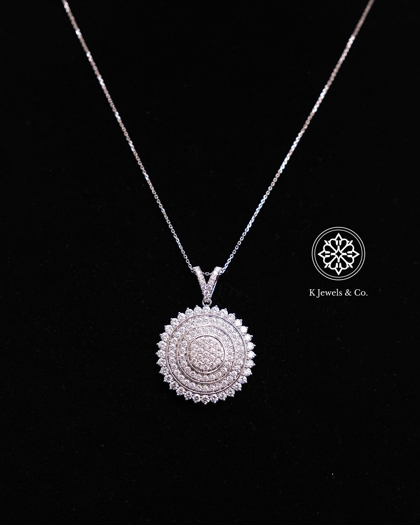 Round Diamond Pendant w/ Chain