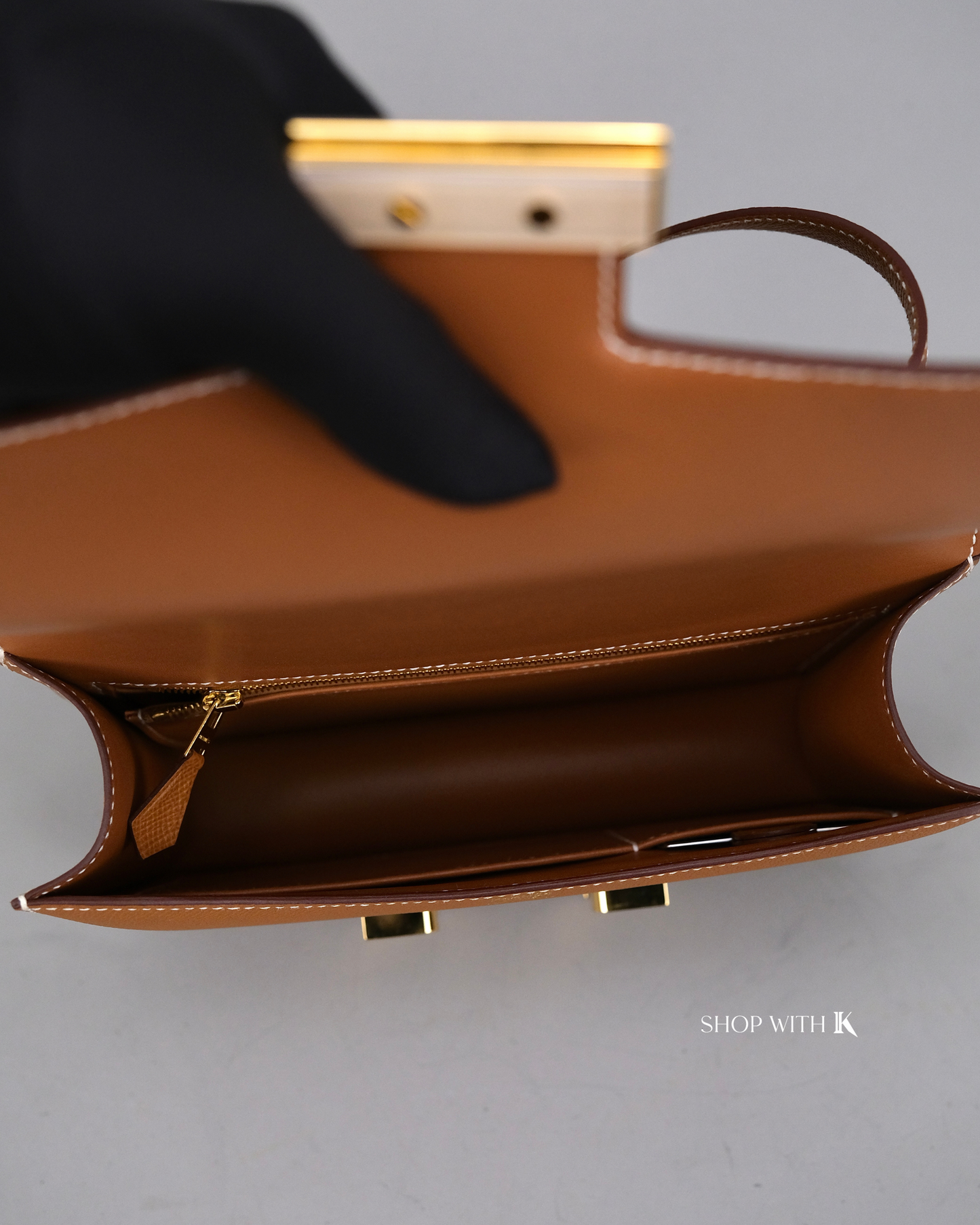 Hermes Constance 24 Gold GHW