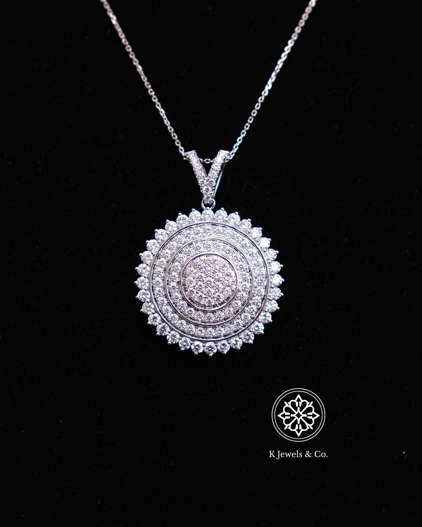 Round Diamond Pendant w/ Chain