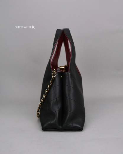 Chanel Chic Lady Black GHW