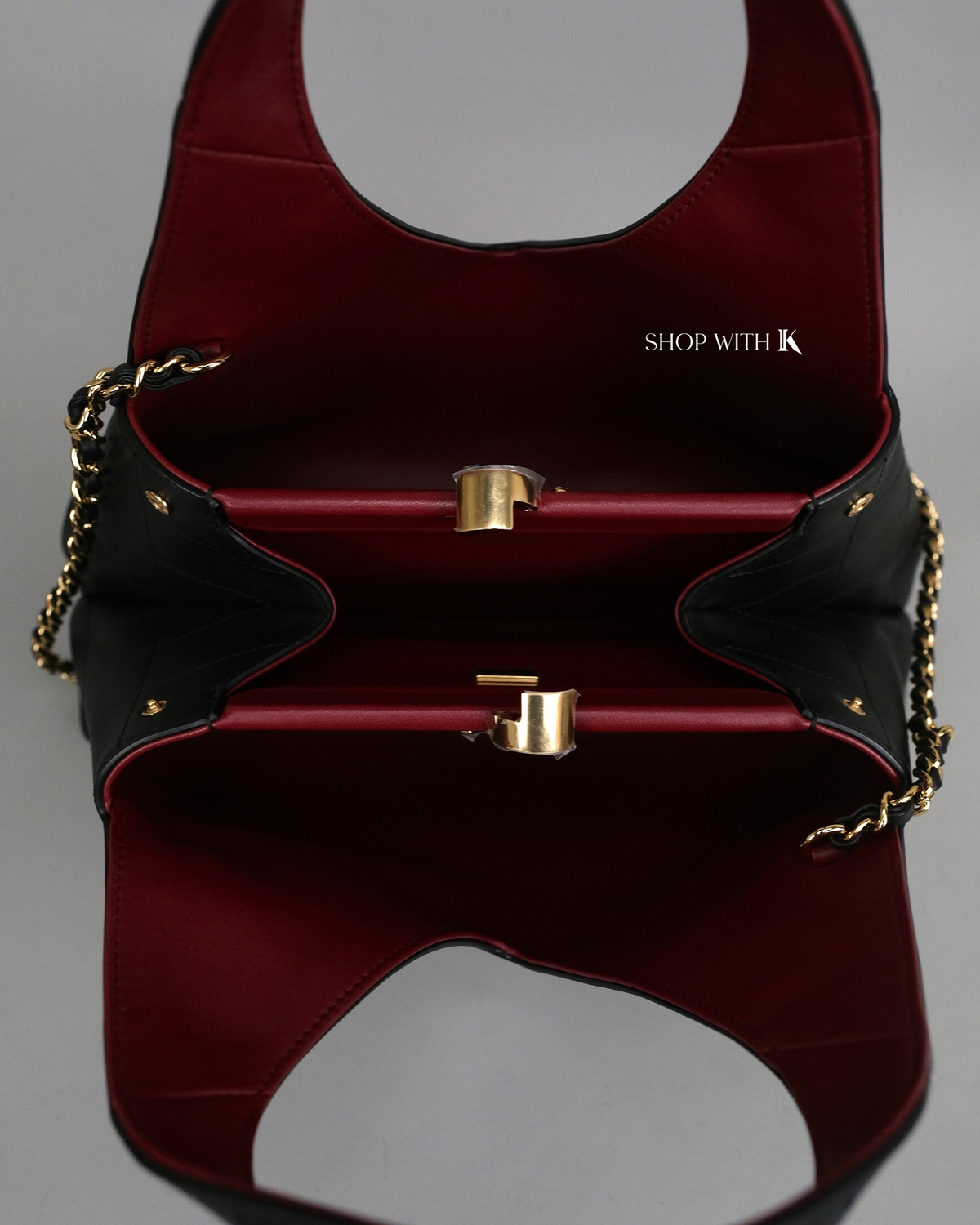 Chanel Chic Lady Black GHW