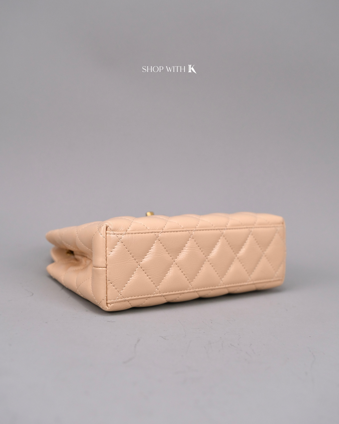 Chanel Kelly Light Beige GHW