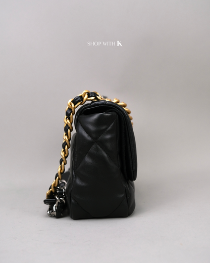 Chanel 19 Small Black GHW