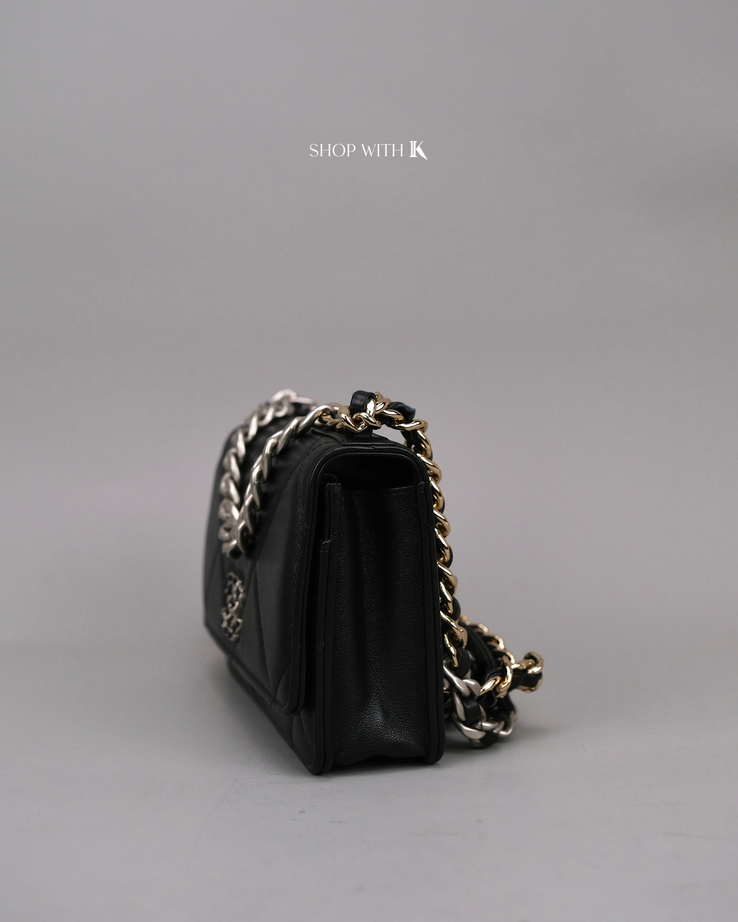 Chanel 19 Wallet on Chain Black