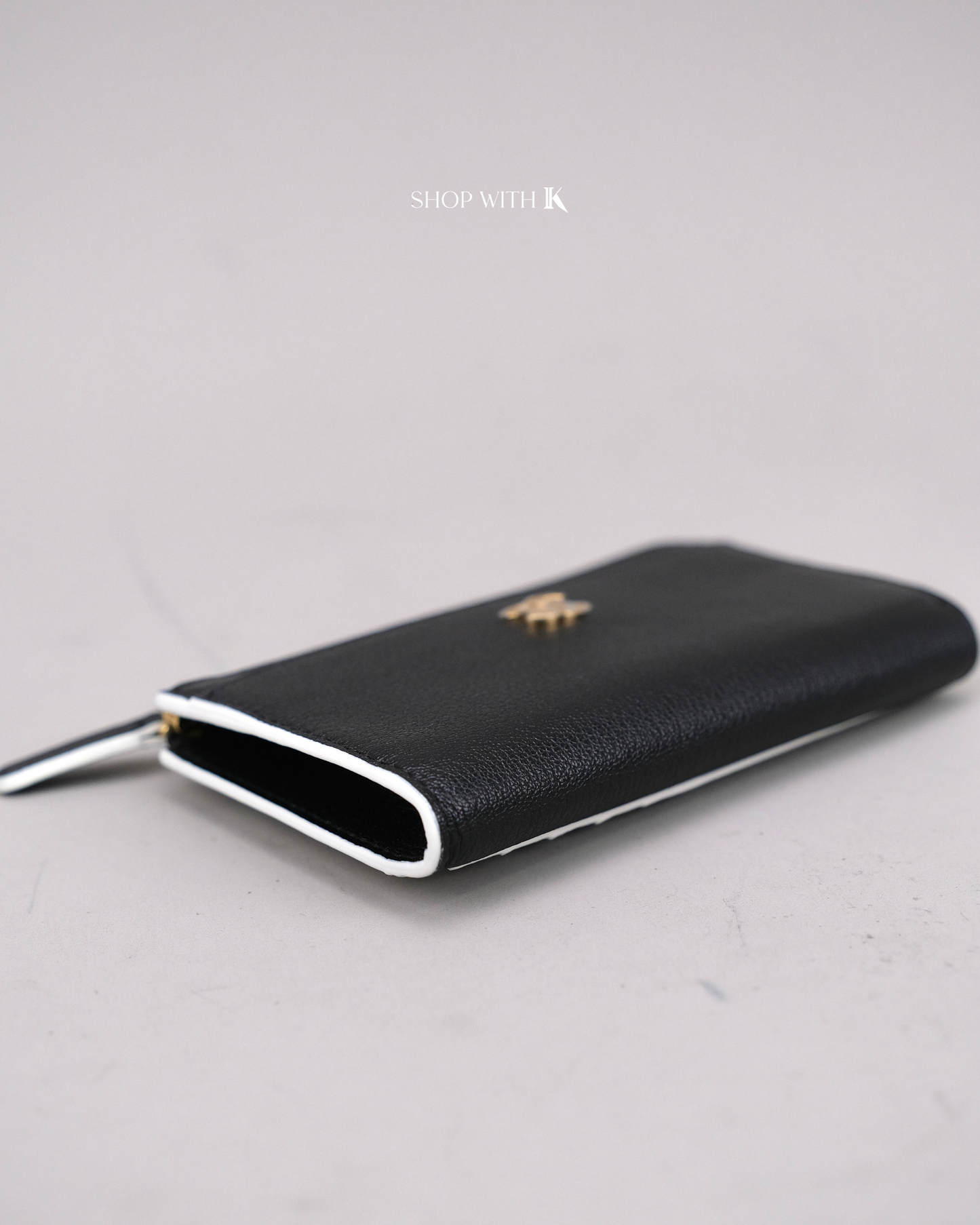 Chanel Zip Around Wallet Black - Spring Summer