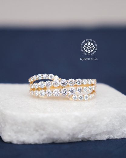 Double Diamond Ring in Yellow Gold