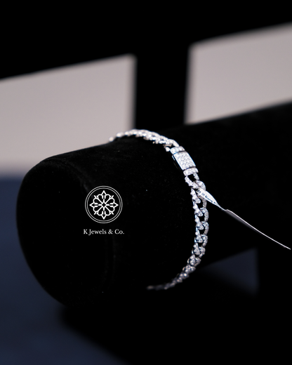 Diamond Chain Bracelet in White Gold