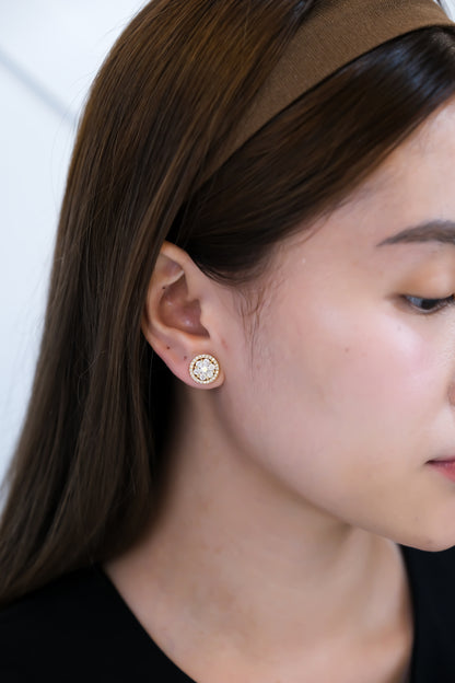 Diamond Illusion Earrings in Yellow Gold