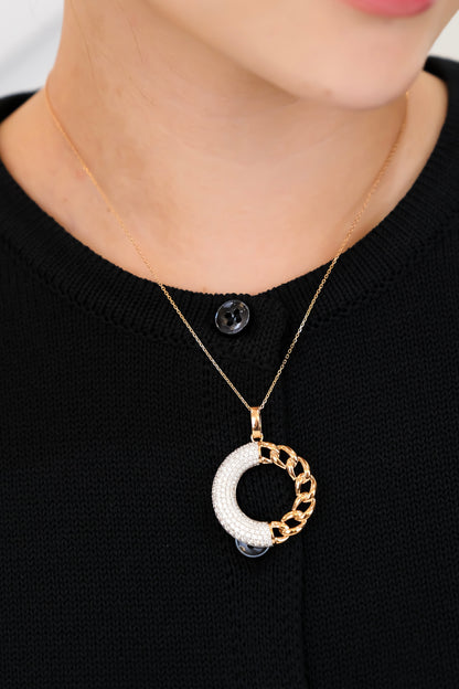 Round Diamond Pendant w/ Chain