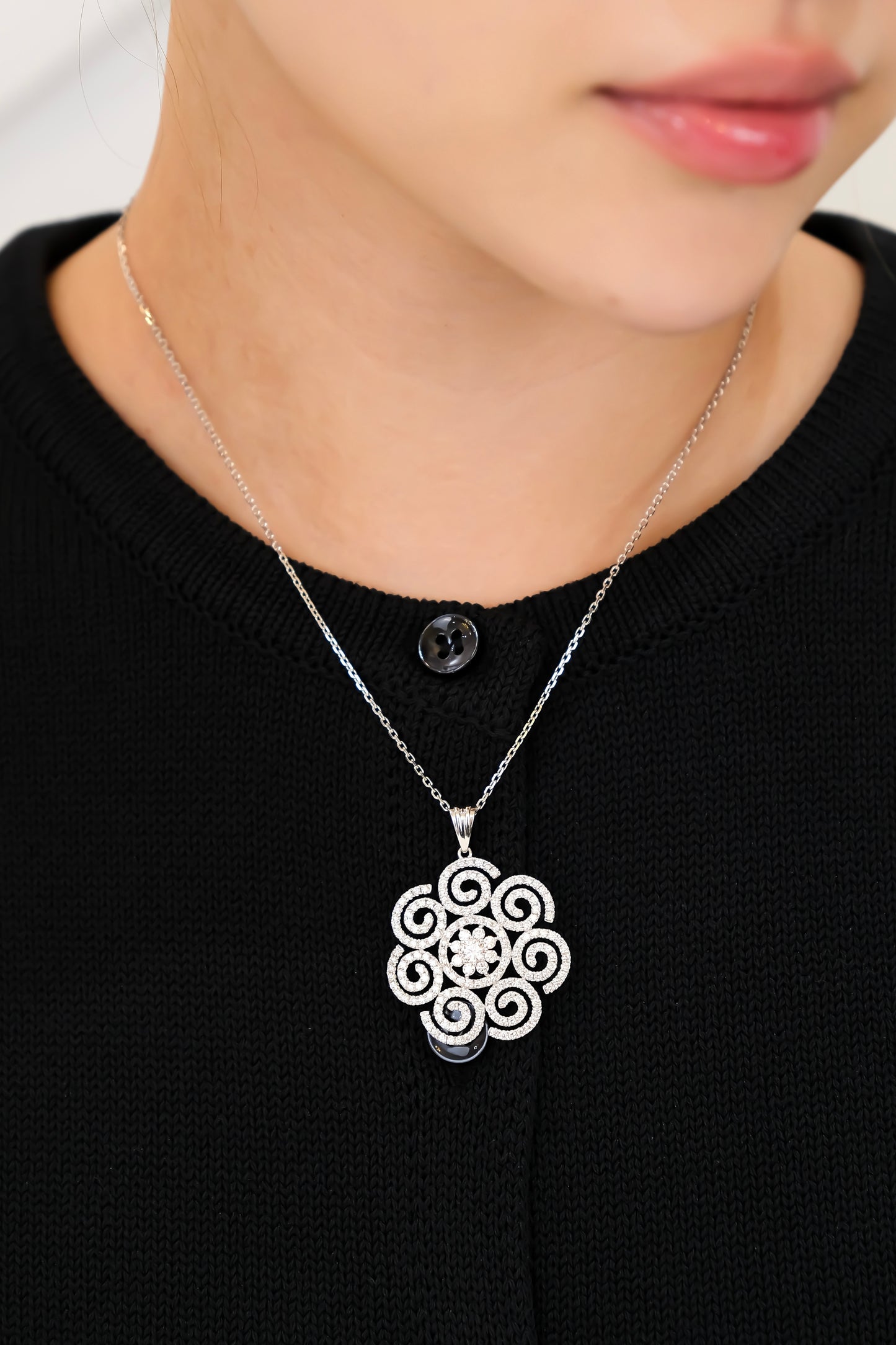 Flower Diamond Pendant w/ Chain