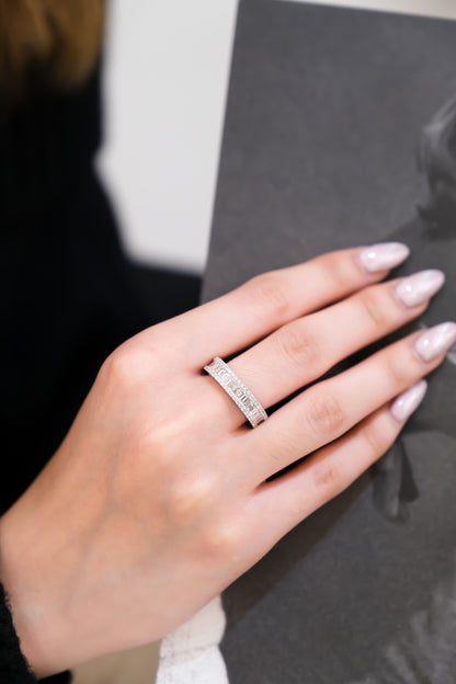 Baguette and Round Diamond Ring